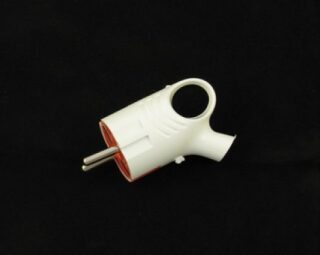 Вилка с заземлением В16-06-2 с/з с кольцом /20/