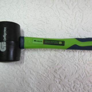 Киянка резиновая, 450 г, черная резина, фибергласовая рукоят