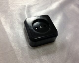 Розетка РА10-007 с фарф. осн. квадрат. черн. Ливны