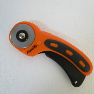 Нож 45мм, вращающееся лезвие-ролик, пласт ручка пистолетного типа /SPARTA